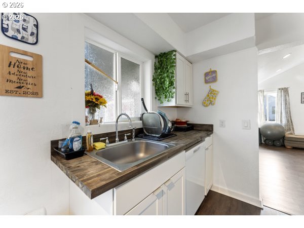 2684 12th Street Southeast Salem, OR 97302 - Photo 15 of 33