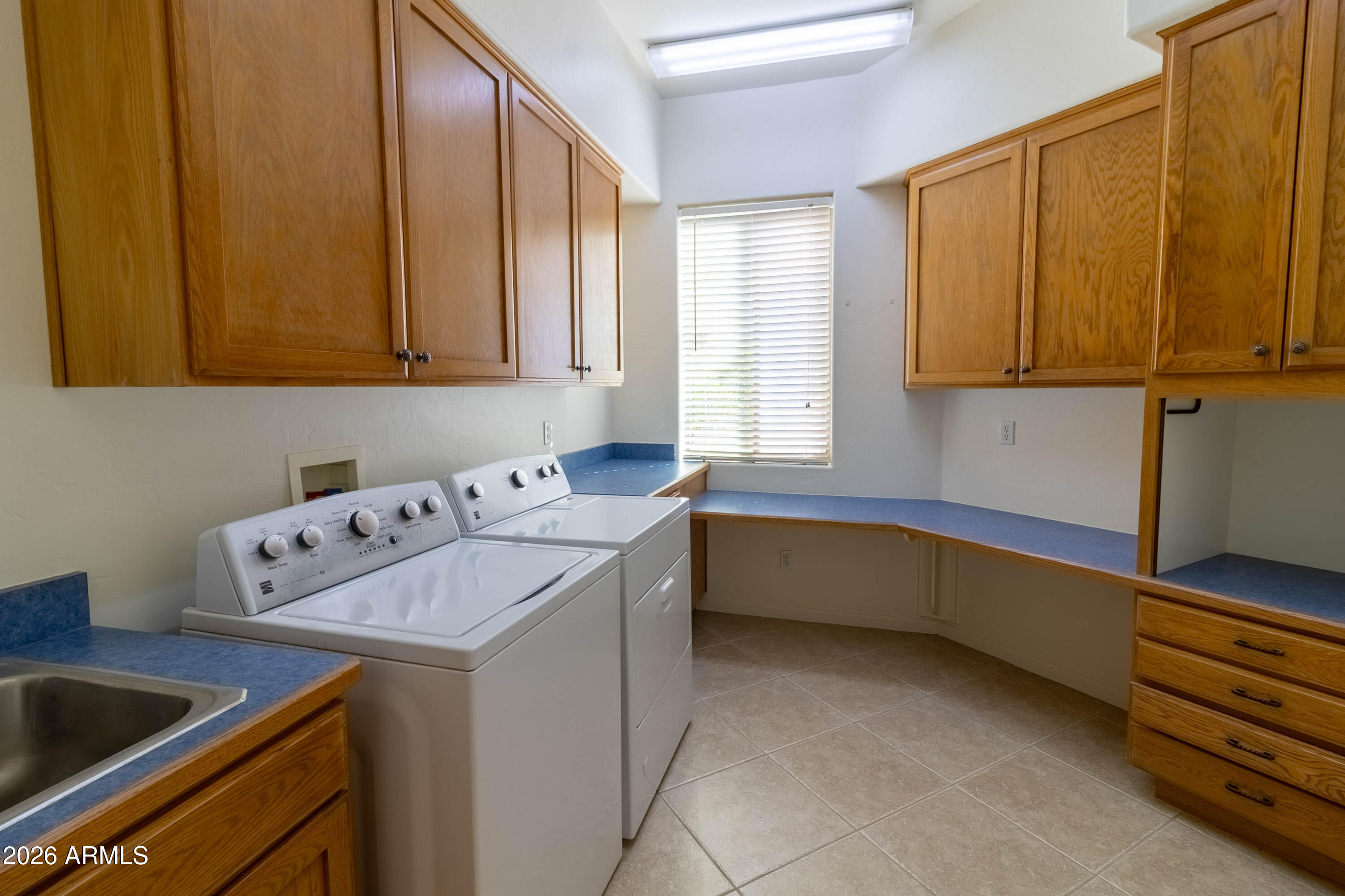 5159 North Lak A Yucca Road Tucson, AZ 85743 - Photo 34 of 66 Laundry