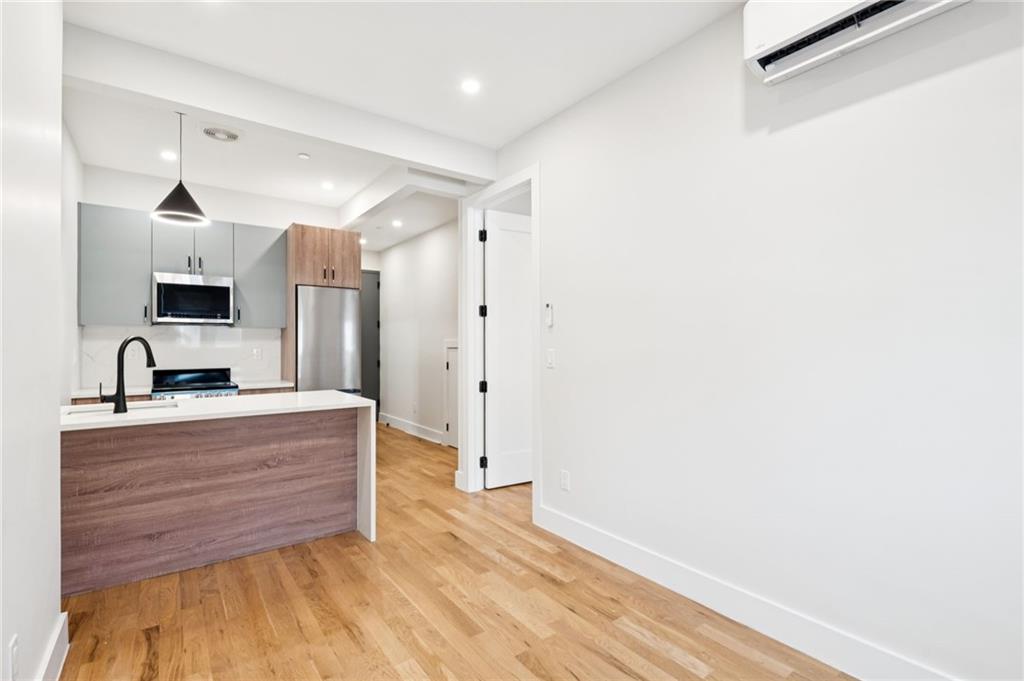 220 Schaefer Street, Unit 2F Brooklyn, NY 11207 - Photo 3 of 8