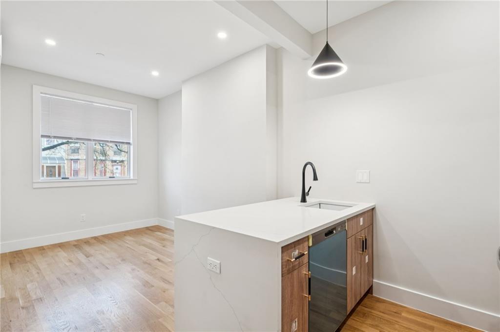 220 Schaefer Street, Unit 2F Brooklyn, NY 11207 - Photo 7 of 8