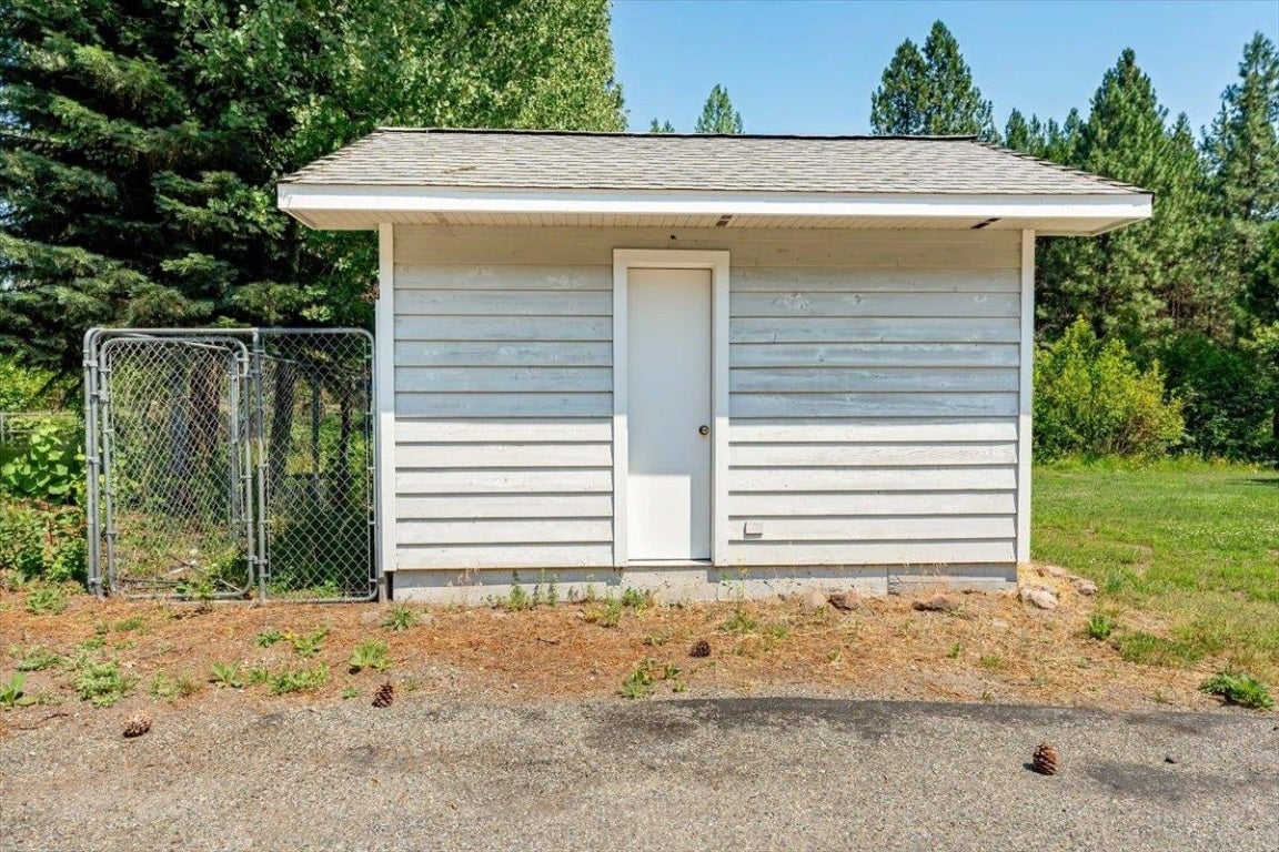 2904 Spring Creek Road McCloud, CA 96057 - Photo 35 of 45 Gallery Image 35