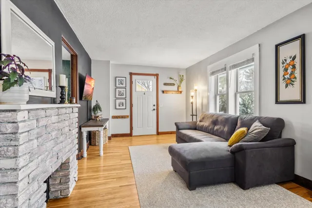 $250,000 | 101 South 8th Street, River Falls, WI 54022