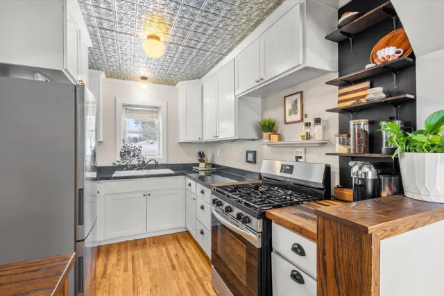 $250,000 | 101 South 8th Street, River Falls, WI 54022