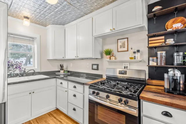 $250,000 | 101 South 8th Street, River Falls, WI 54022