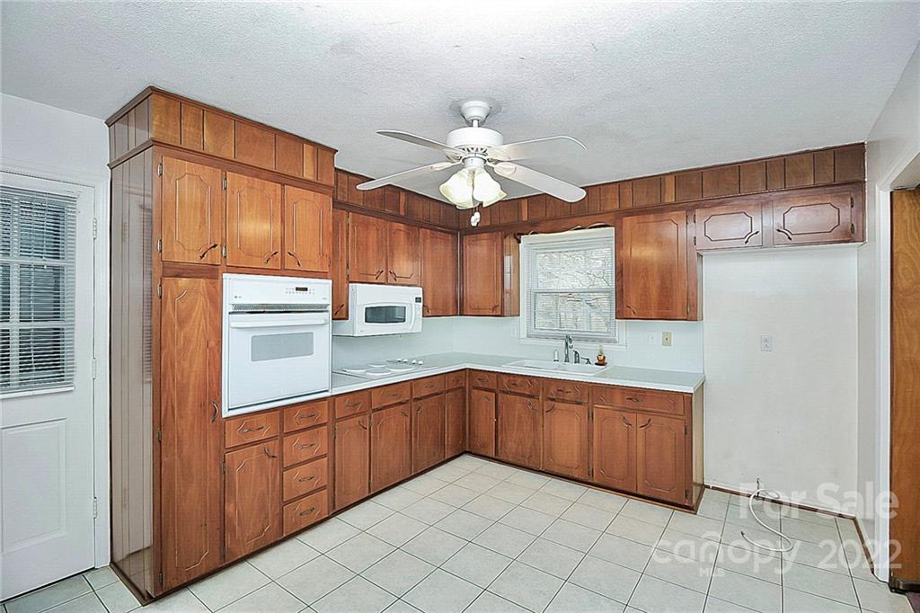 8600 Sunflower Road Charlotte, NC 28227 - Photo 15 of 29 Gallery Image 15