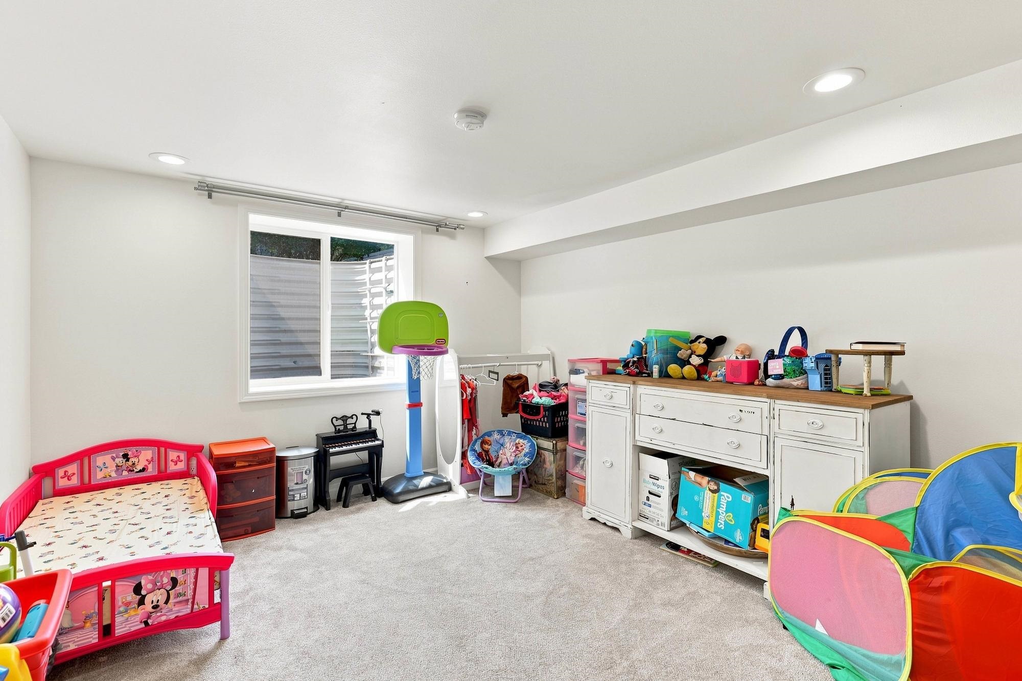 1111 North Locust Road Spokane Valley, WA 99206 - Photo 21 of 33 Gallery Image 21
