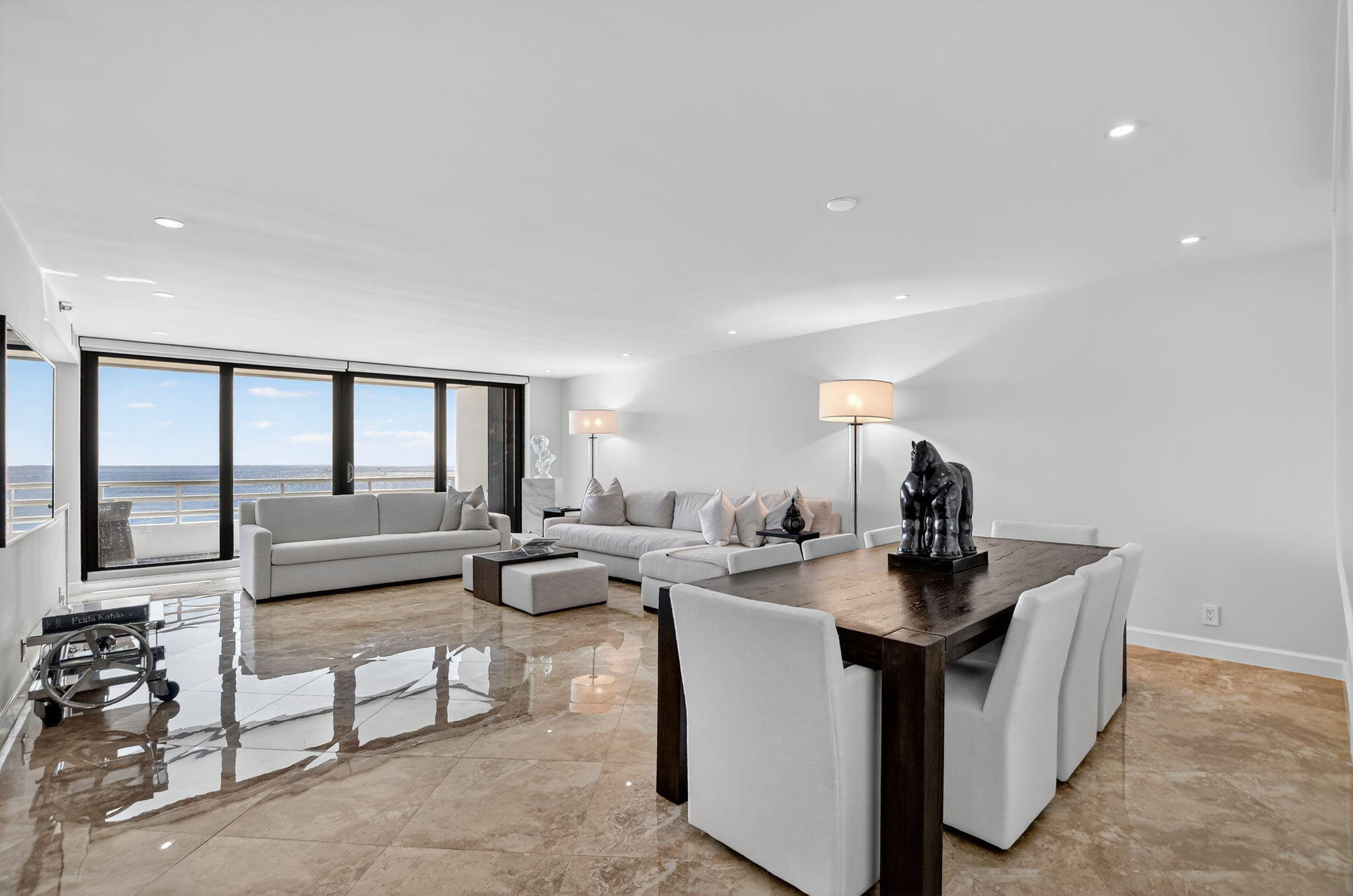 1500 South Ocean Boulevard, Unit 704 Boca Raton, FL 33432 - Photo 3 of 78 Living Room