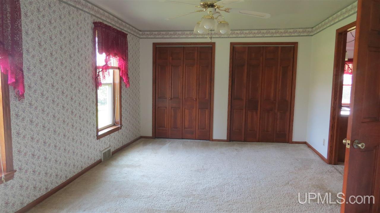 8761 Co Road Cornell, MI 49818 - Photo 9 of 25