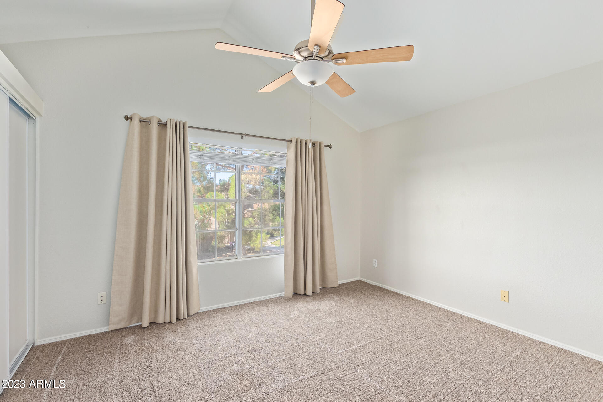 8111 West Wacker Road, Unit 89 Peoria, AZ 85381 - Photo 13 of 26 Main Bedroom 2