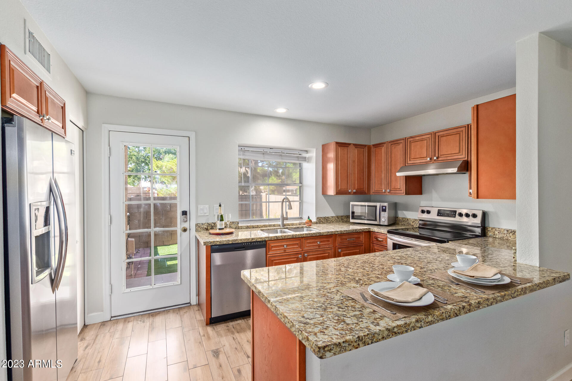 8111 West Wacker Road, Unit 89 Peoria, AZ 85381 - Photo 10 of 26 Kitchen 3