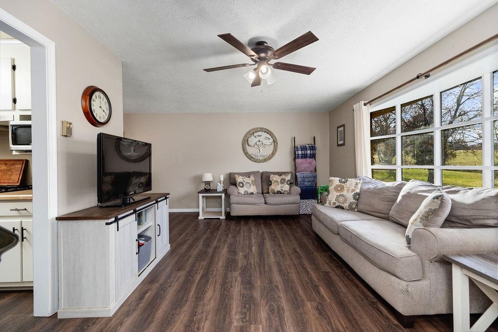 855 Kiddsville Road Waynesboro, VA 22980 - Photo 11 of 30