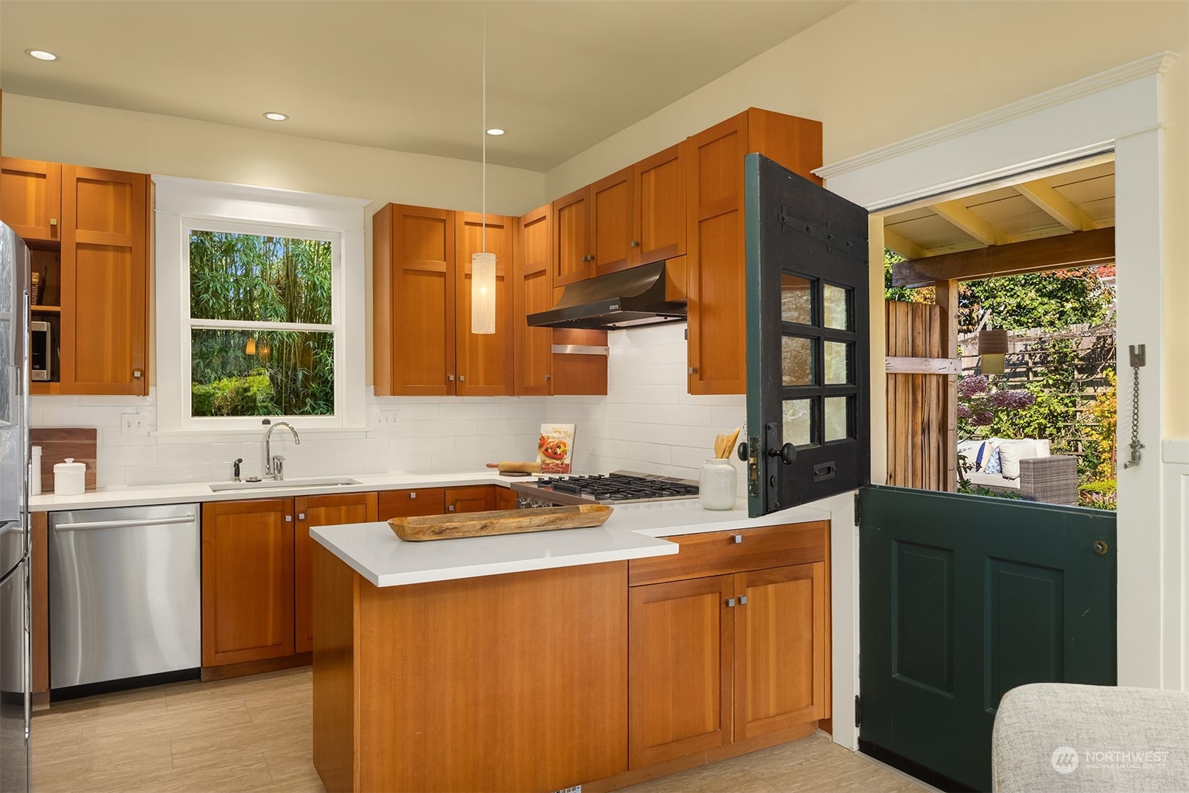 608 North 60th Street Seattle, WA 98103 - Photo 14 of 40 Gallery Image 14