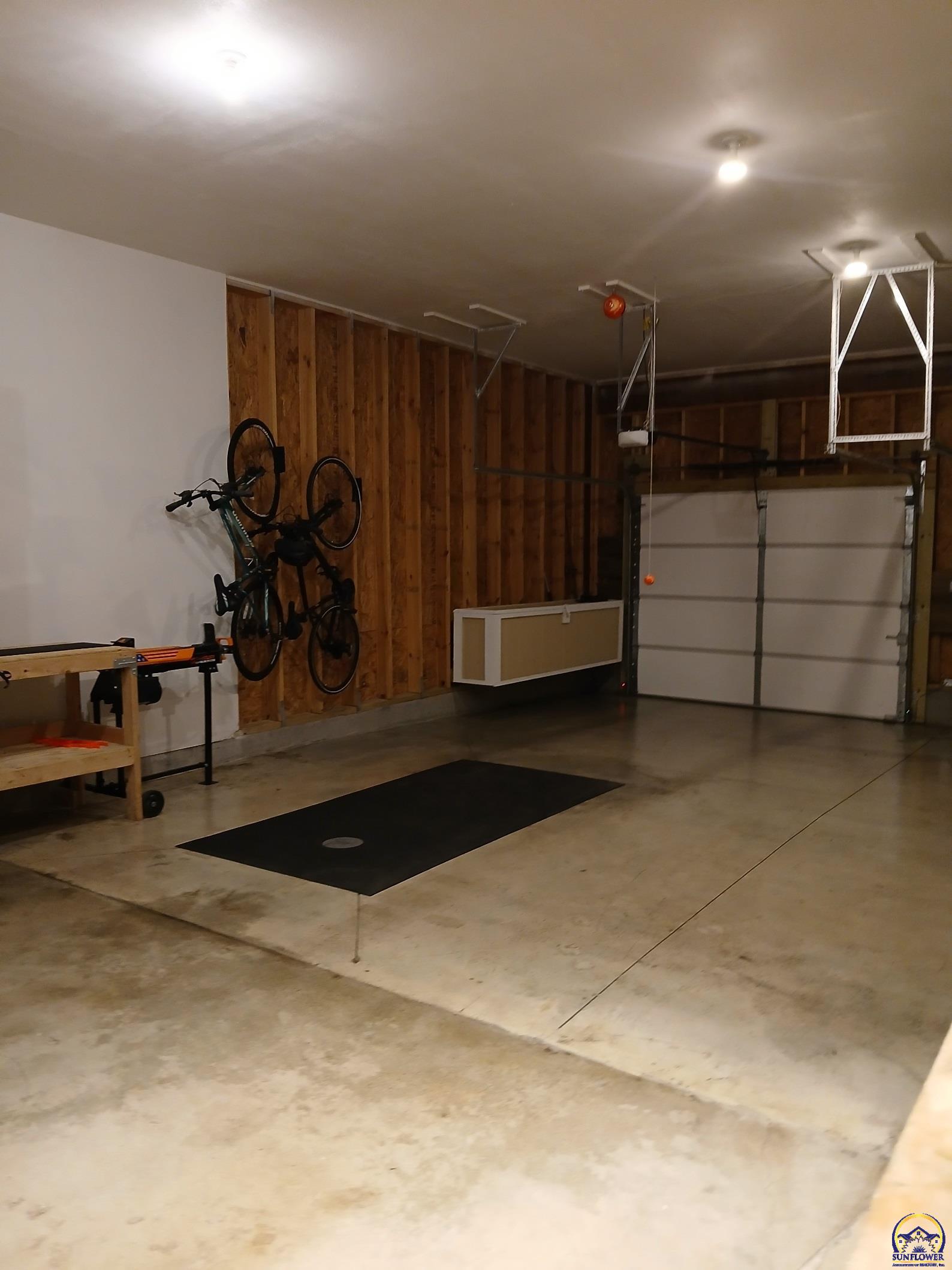301 Southwest Yorkshire Road Topeka, KS 66606 - Photo 72 of 82