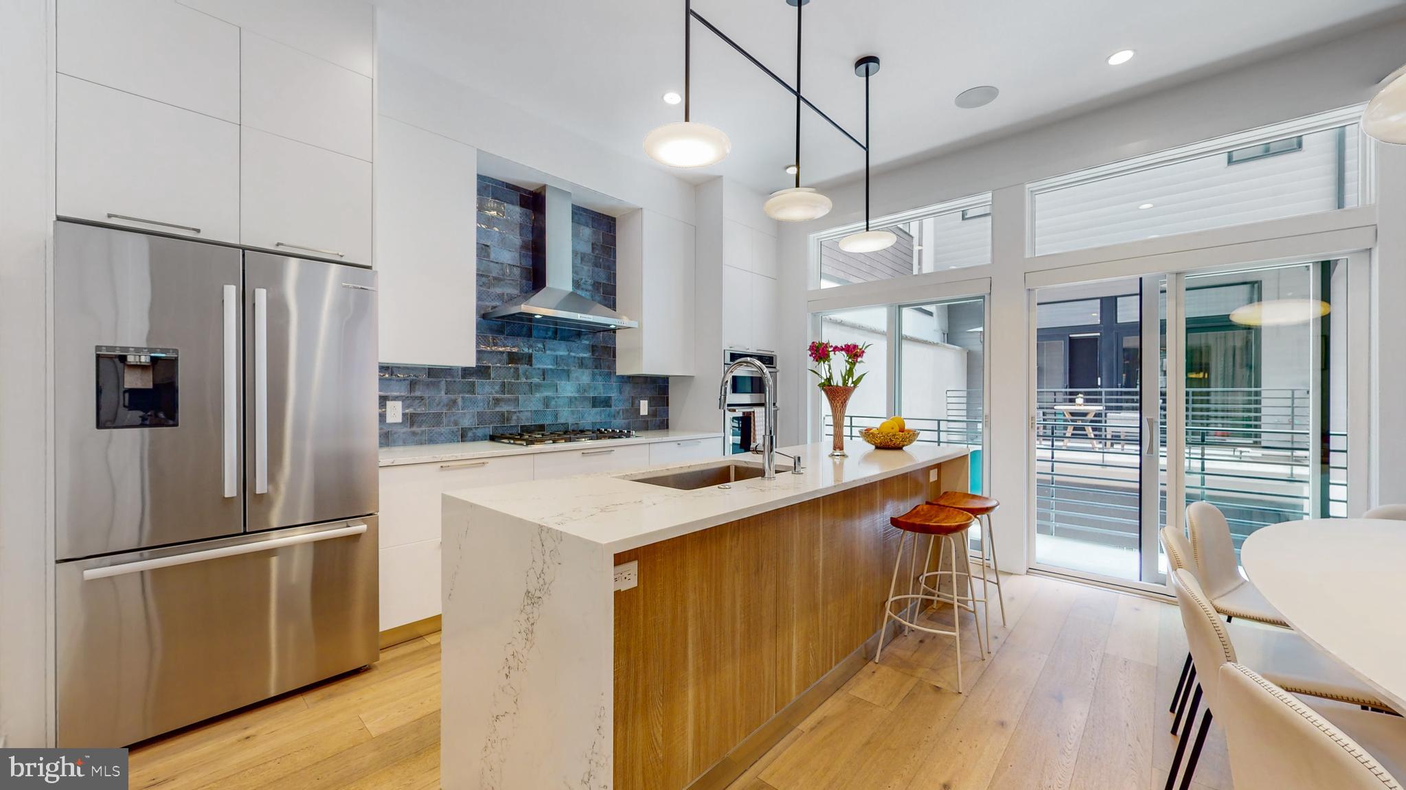 611 North 3rd Street Philadelphia, PA 19123 - Photo 8 of 43 Kitchen with waterfall Island