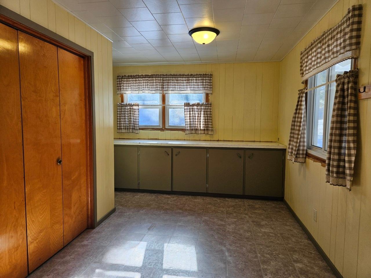 1227 Dorothy Street Rhinelander, WI 54501 - Photo 4 of 23 Gallery Image 4