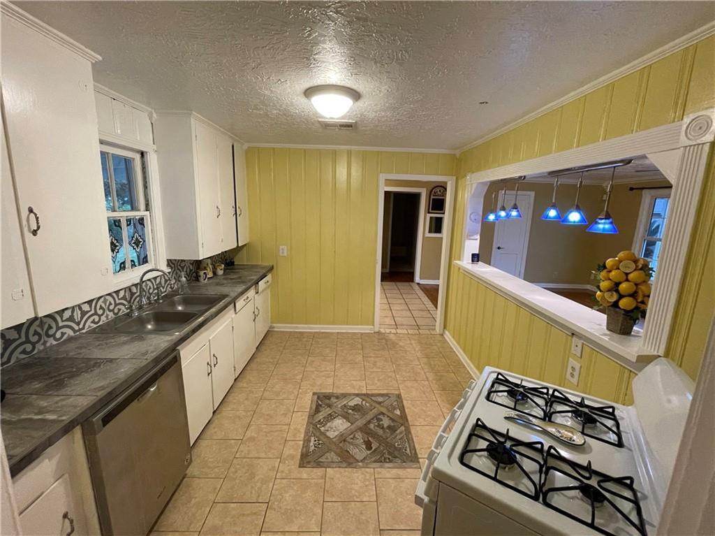 728 Azalea Street Lake Charles, LA 70607 - Photo 5 of 10