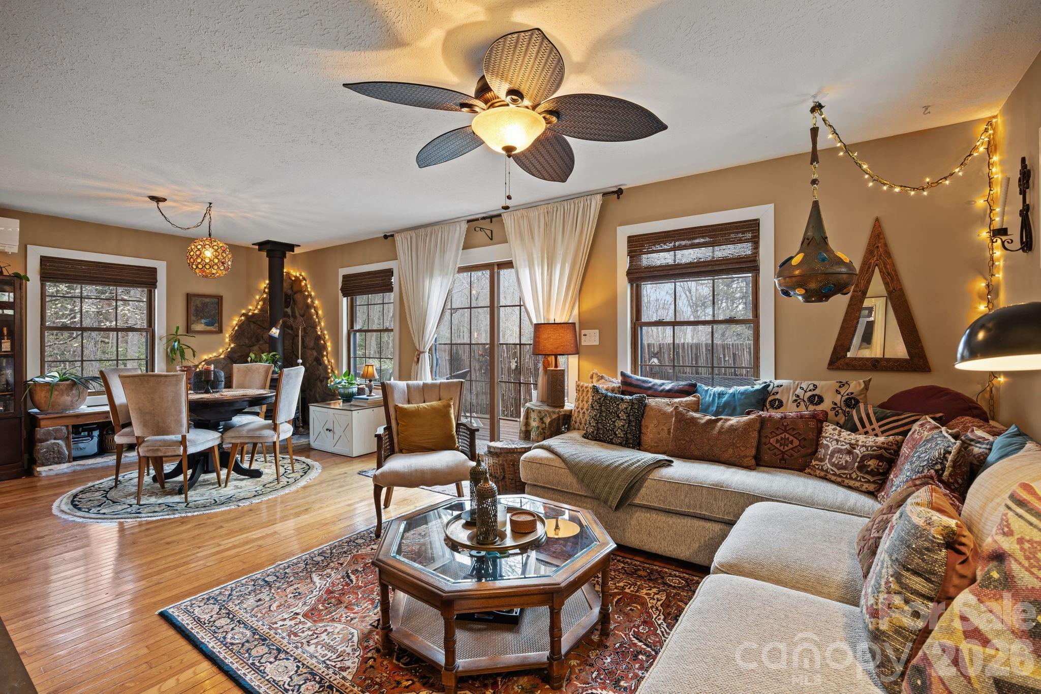 373 Lytle Cove Road Swannanoa, NC 28778 - Photo 2 of 34