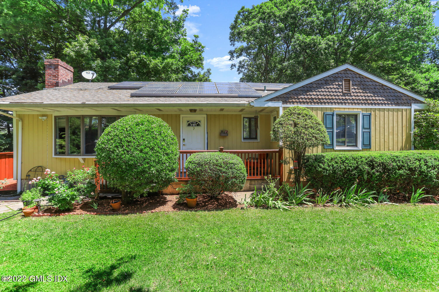 7 Pilgrim Drive, Greenwich, CT 06831 Compass