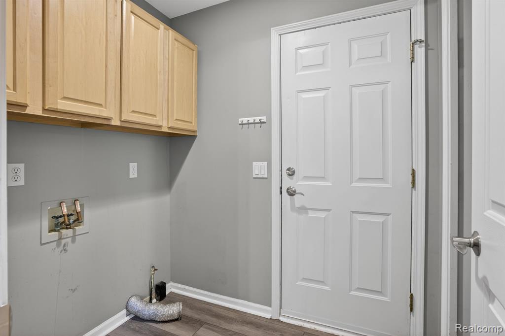 9055 Hegel Road Grand Blanc, MI 48439 - Photo 30 of 62