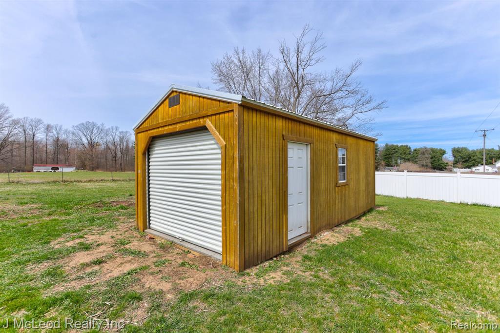 8120 Irish Road Millington, MI 48746 - Photo 32 of 36