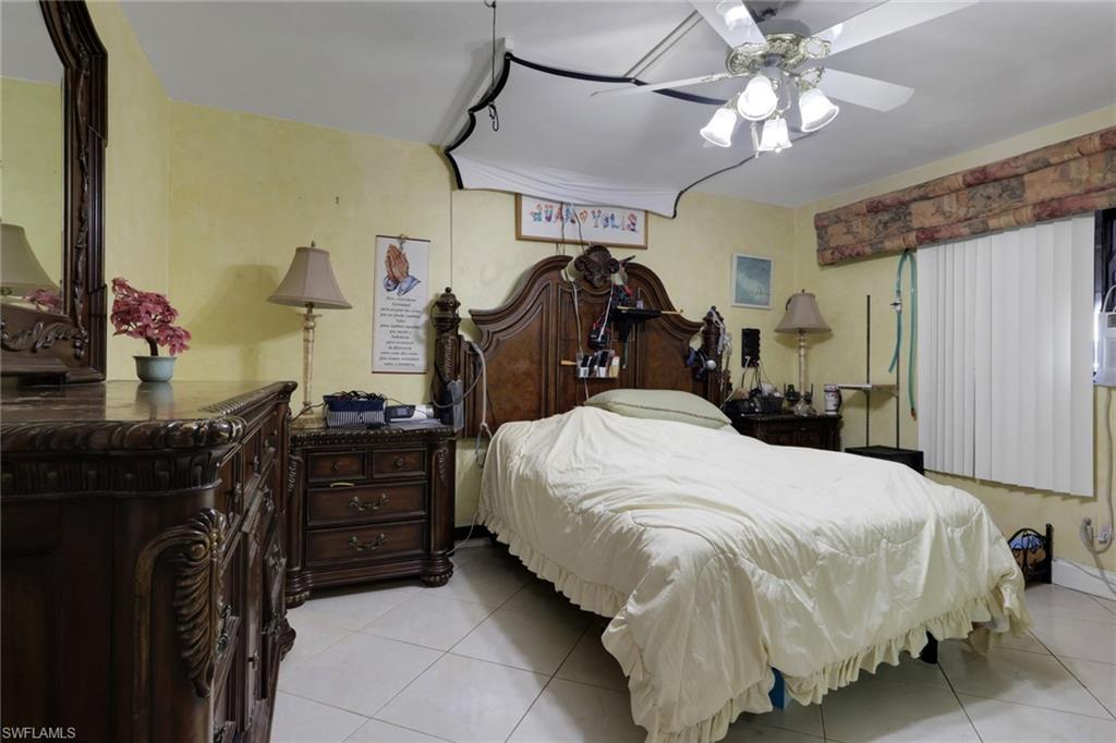 2850 50th Terrace Southwest Naples, FL 34116 - Photo 15 of 35