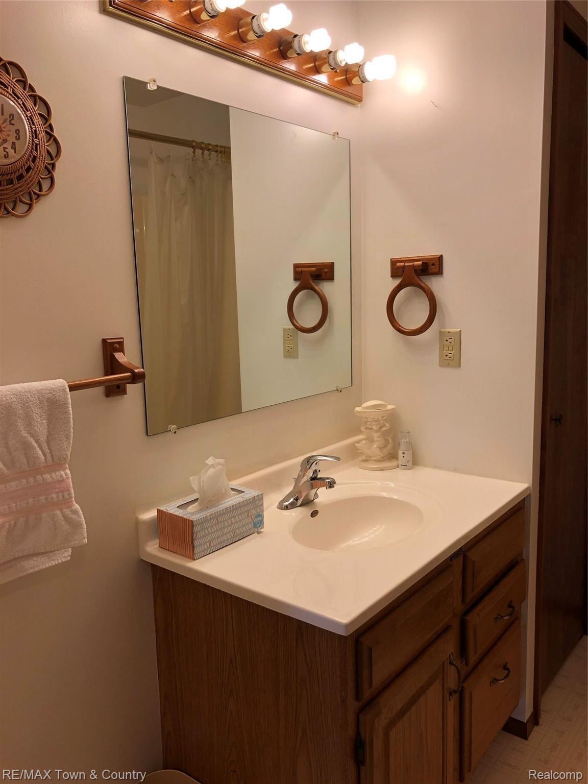 14456 Neff Road Clio, MI 48420 - Photo 26 of 36 IMG_2699.jpg