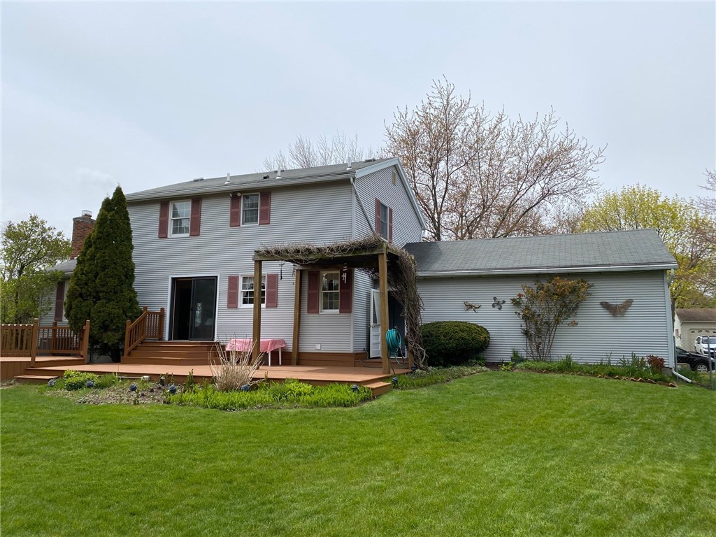 14 Sandhurst Drive Irondequoit, NY 14617 - Photo 34 of 44