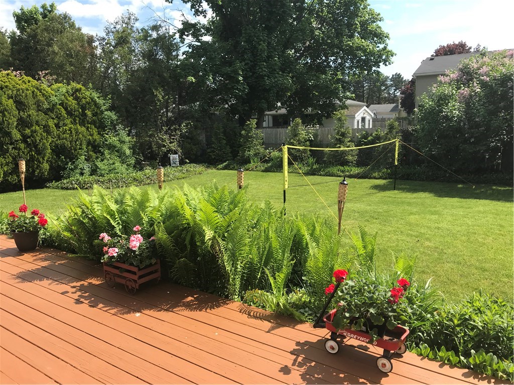 14 Sandhurst Drive Irondequoit, NY 14617 - Photo 37 of 44