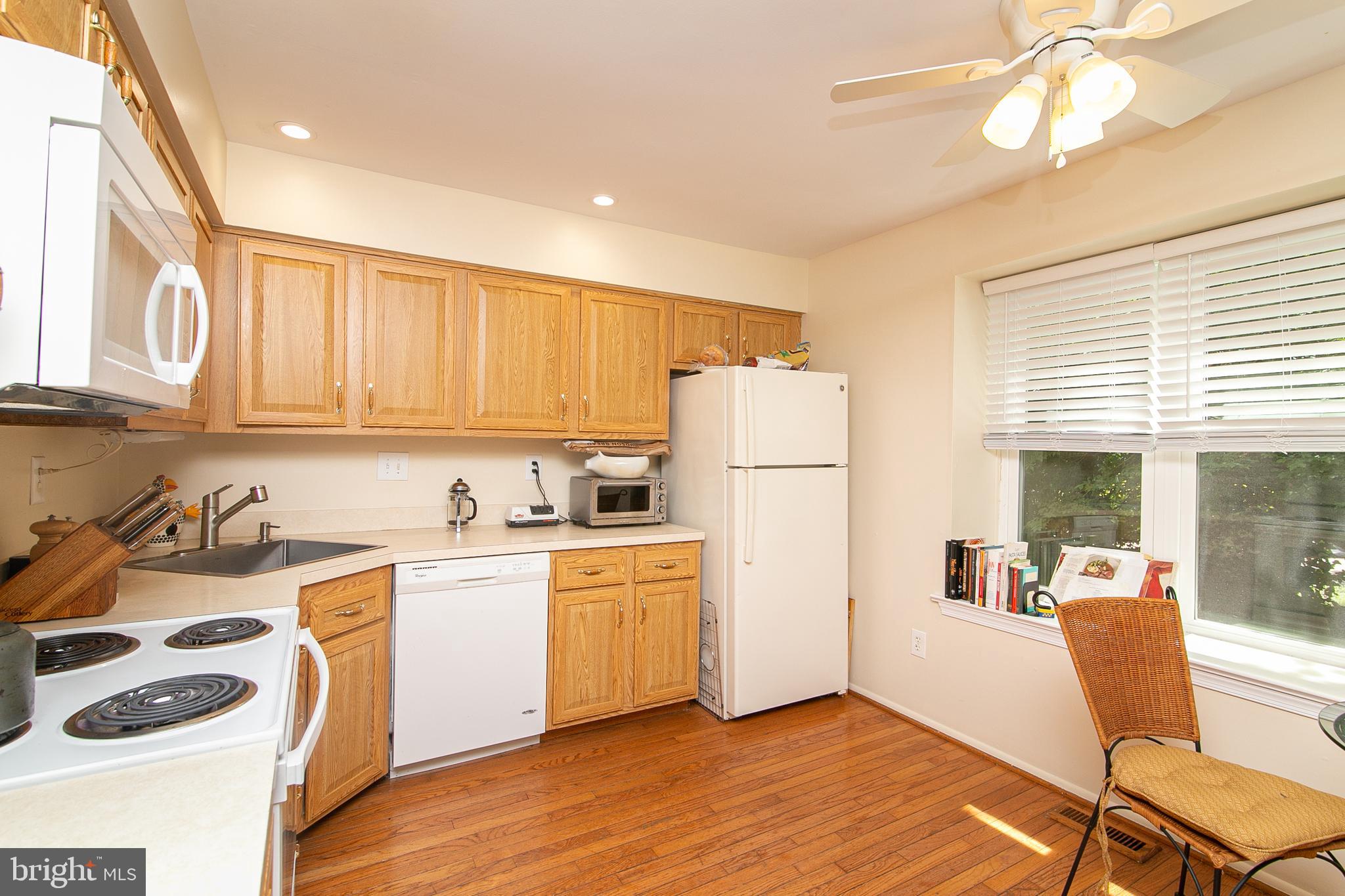 41 Farnwood Road Mount Laurel, NJ 08054 - Photo 11 of 32 Gallery Image 11