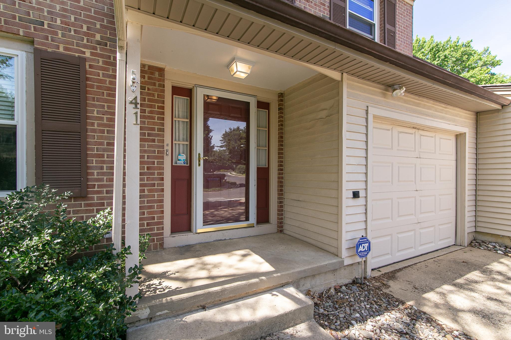 41 Farnwood Road Mount Laurel, NJ 08054 - Photo 3 of 32 Gallery Image 3