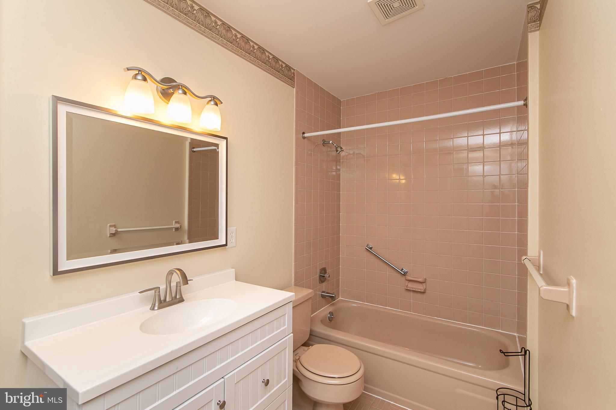 41 Farnwood Road Mount Laurel, NJ 08054 - Photo 25 of 32 Gallery Image 25