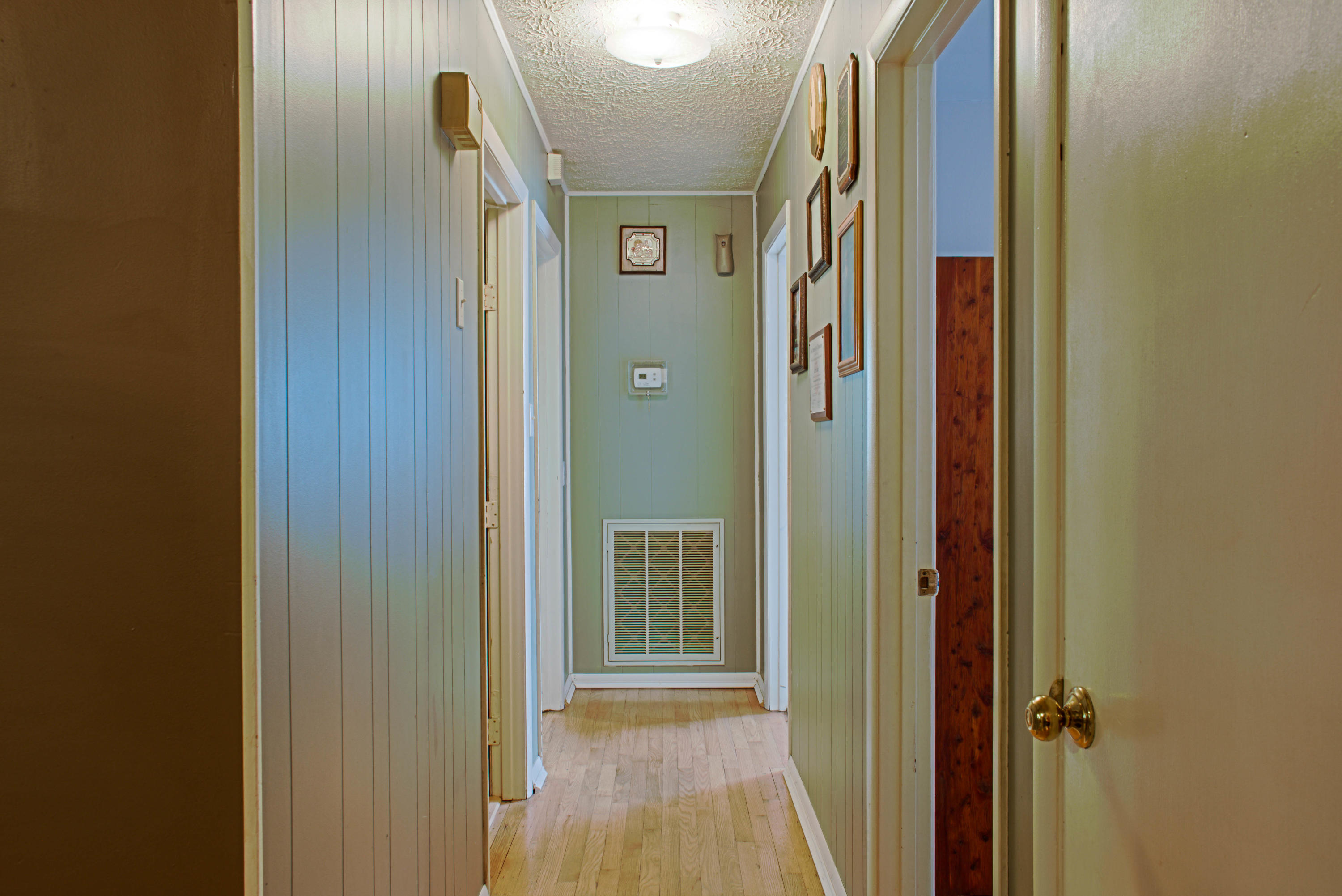 720 Knight Road Knoxville, TN 37920 - Photo 11 of 26 120 Knight Rd-10