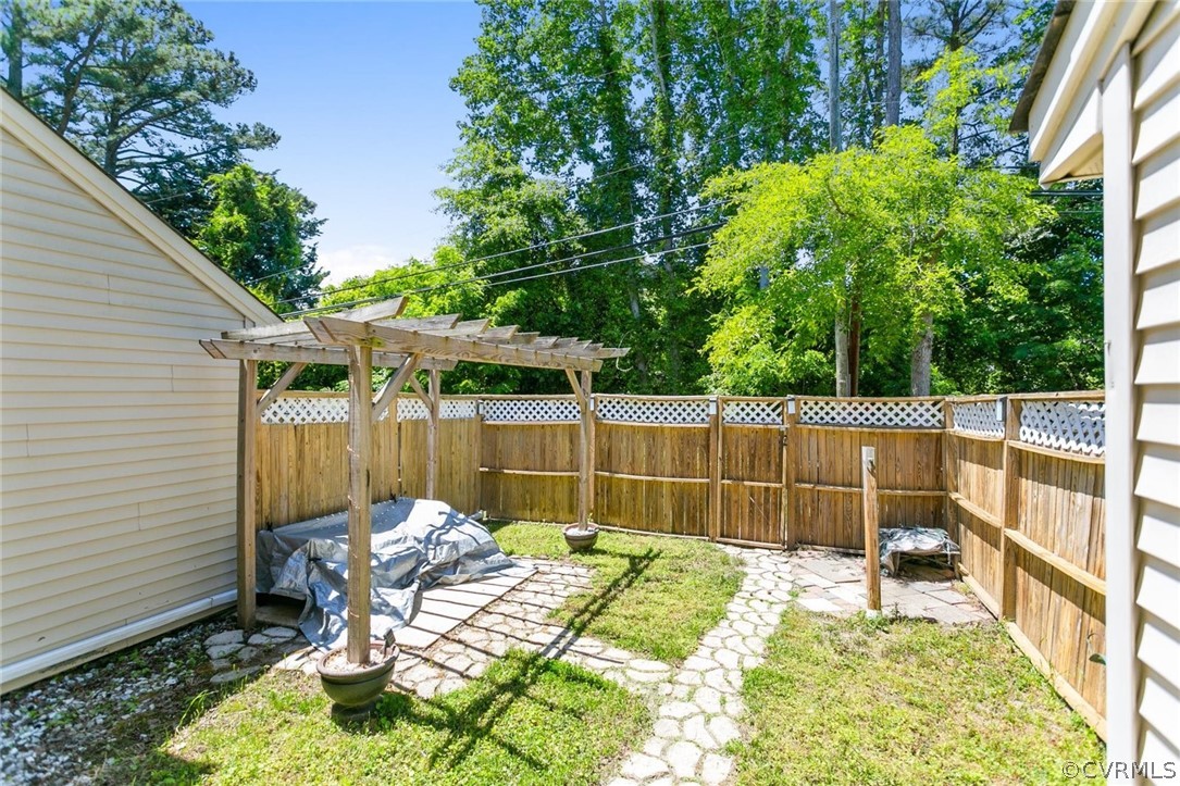 172 Corwin Circle Hampton, VA 23666 - Photo 28 of 33 Gallery Image 28