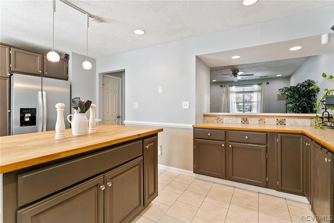 172 Corwin Circle Hampton, VA 23666 - Photo 6 of 33 Gallery Image 6