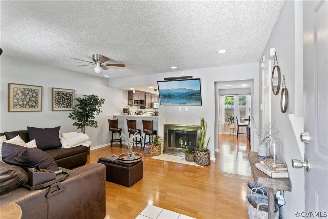 172 Corwin Circle Hampton, VA 23666 - Photo 8 of 33 Gallery Image 8