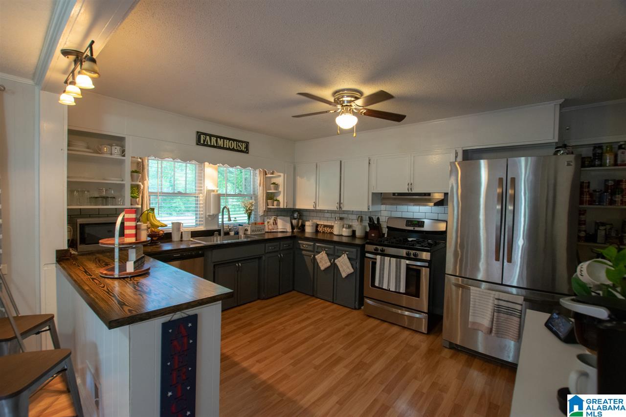 624 Pinewood Court Bessemer, AL 35023 - Photo 14 of 40
