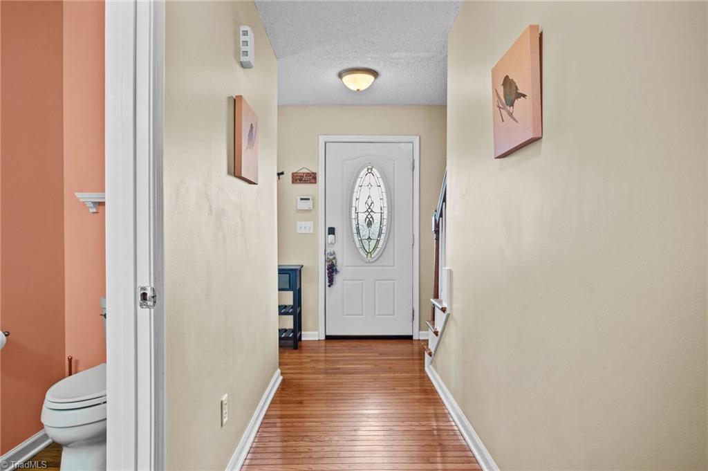 Entry view from Kitchen Breakfast