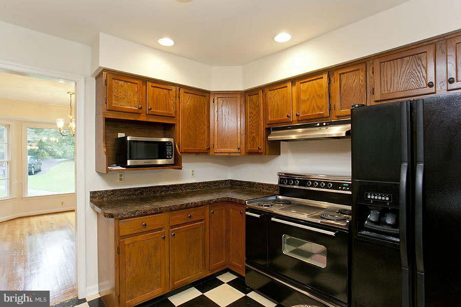 1062 Siler Road Winchester, VA 22603 - Photo 15 of 30 Kitchen