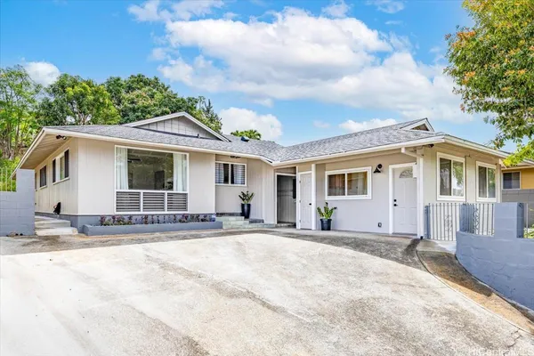 $1,500,000 | 1297 Ala Napunani Street, Honolulu, HI 96818