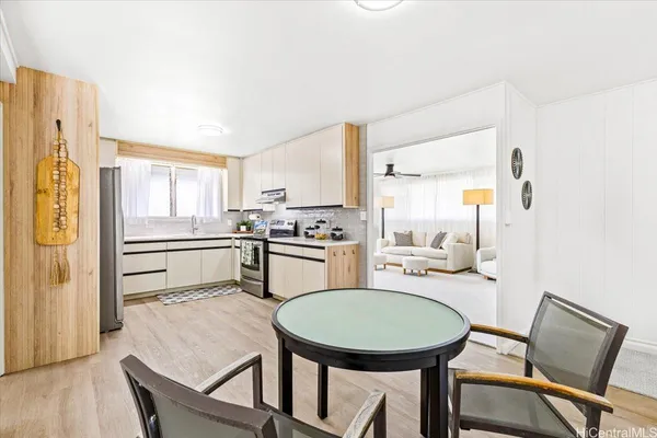 $1,500,000 | 1297 Ala Napunani Street, Honolulu, HI 96818