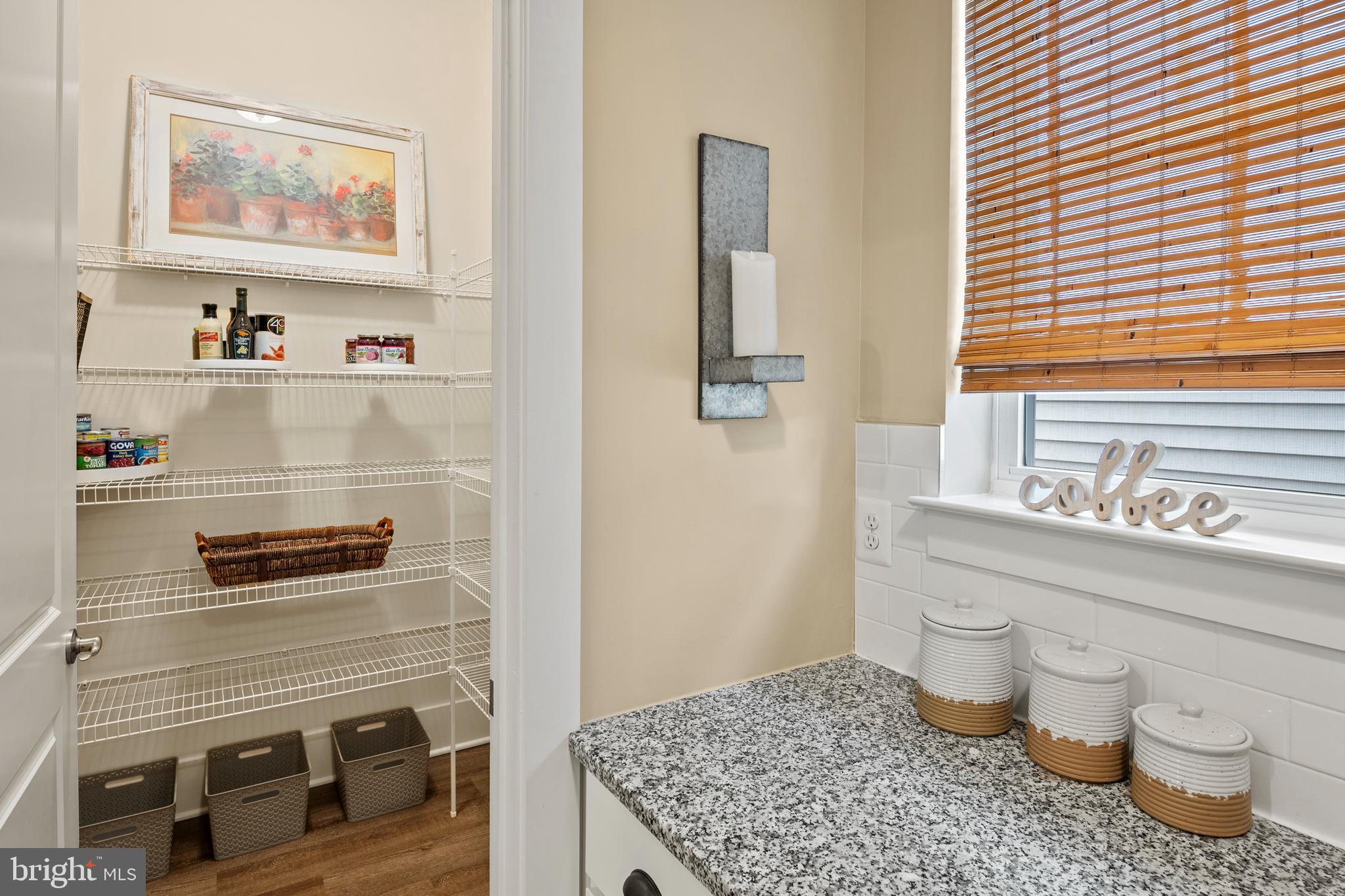 44 Lively Stream Way Gettysburg, PA 17325 - Photo 18 of 70 a kitchen with a stove and a refrigerator