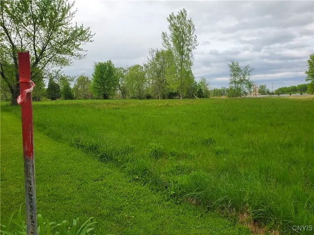 $300,000 | 7805 Totman Road, Cicero, NY 13212