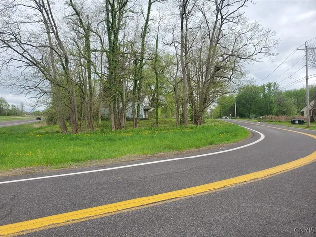 $300,000 | 7805 Totman Road, Cicero, NY 13212