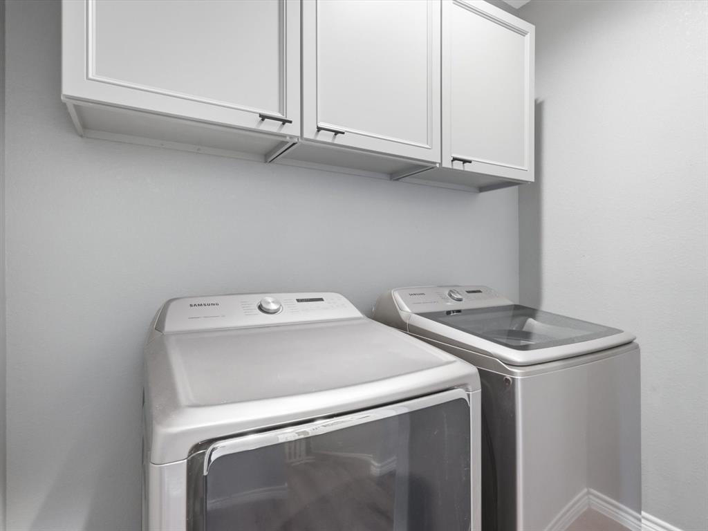 913 Carpenter Street Azle, TX 76020 - Photo 13 of 27