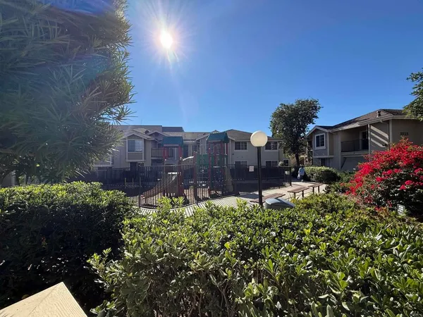 $2,588 | 3565 Grove Street, Unit 149, Lemon Grove, CA 91945