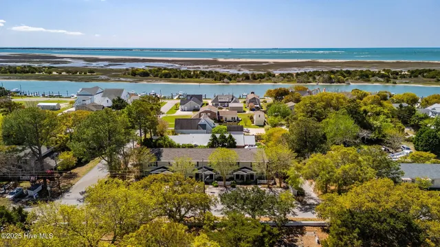 $360,000 | 1308 Ann Street, Unit 16, Beaufort, NC 28516