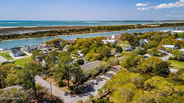 $360,000 | 1308 Ann Street, Unit 16, Beaufort, NC 28516