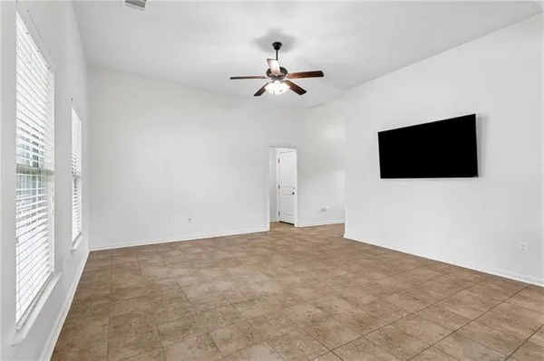 $2,100 | 1025 East Creek Court, Covington, LA 70435