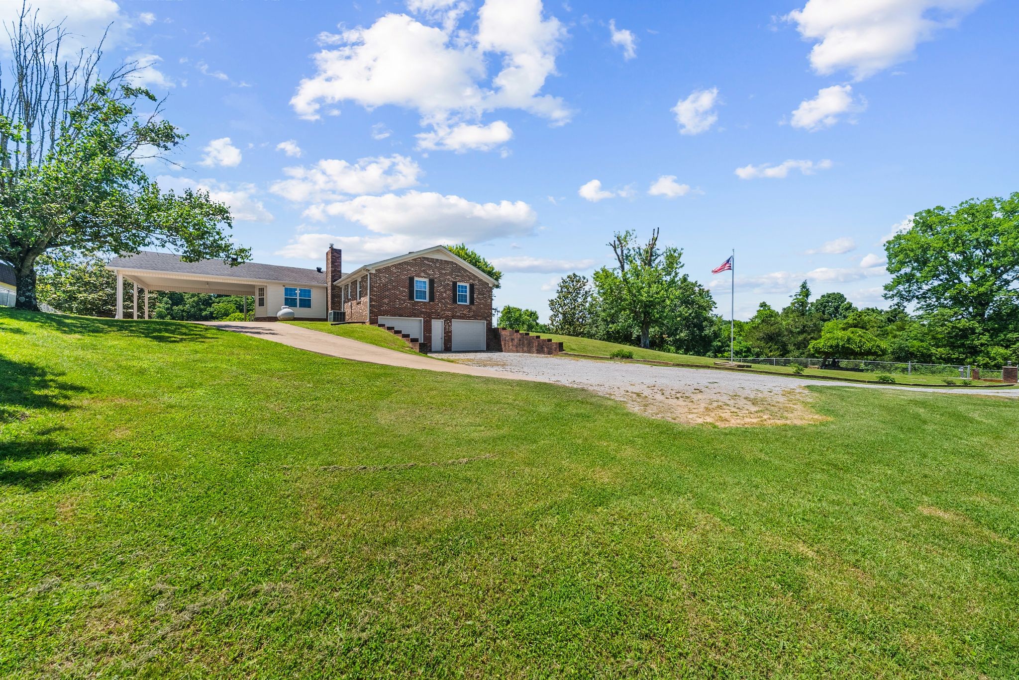 1826 Newcut Road Columbia, TN 38401 - Photo 2 of 52 Gallery Image 2