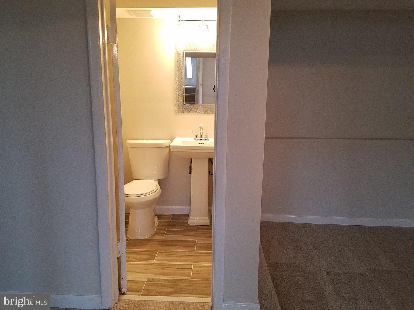 13 Constitution Road Clementon, NJ 08021 - Photo 16 of 18 Half Bath